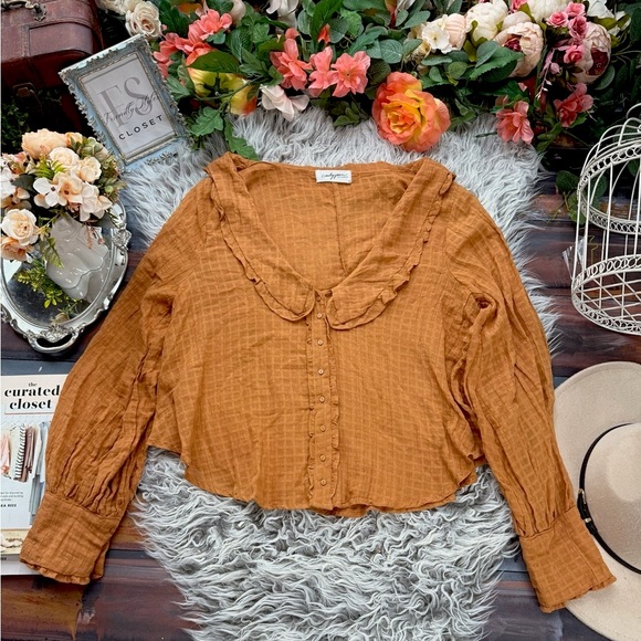Carly Jean Los Angeles Tops - CJLA Burnt Orange Waffle Knit Ruffle Button Down Blouse, M